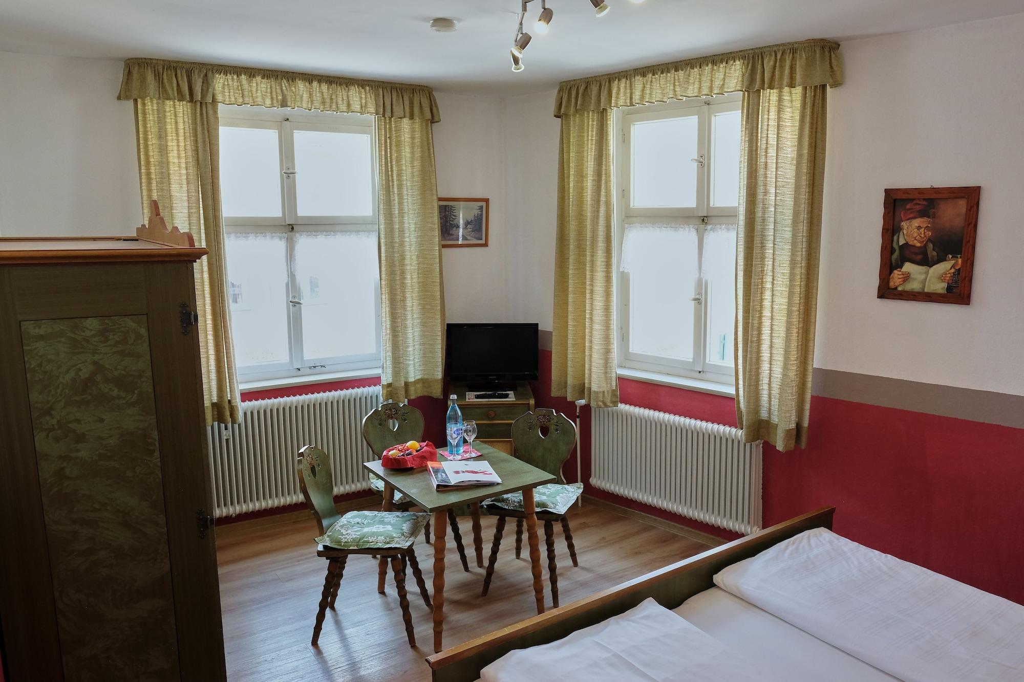 Romantica Hotel Blauer Hecht Dinkelsbühl Esterno foto